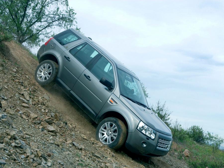  Land Rover Freelander 2 HSE i6 2006 года  (фото 11 из 193)